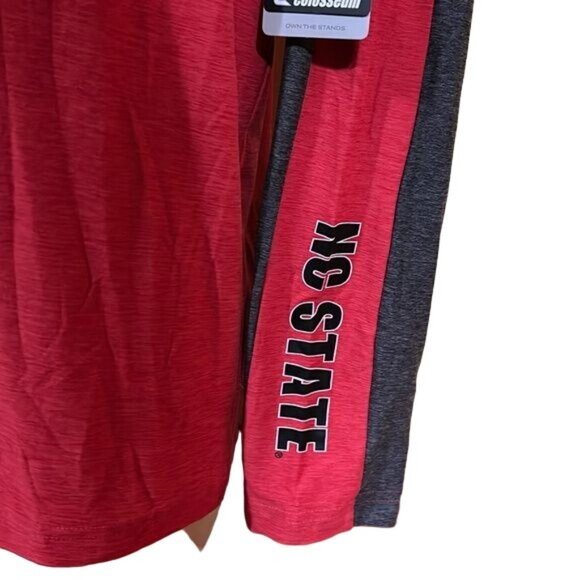 NC State Wolfpack Colosseum Hooded Wind Workout Red Black LS Shirt New - Picture 6 of 9